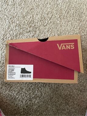 Vans Box with Red Panel and Kraft Sides